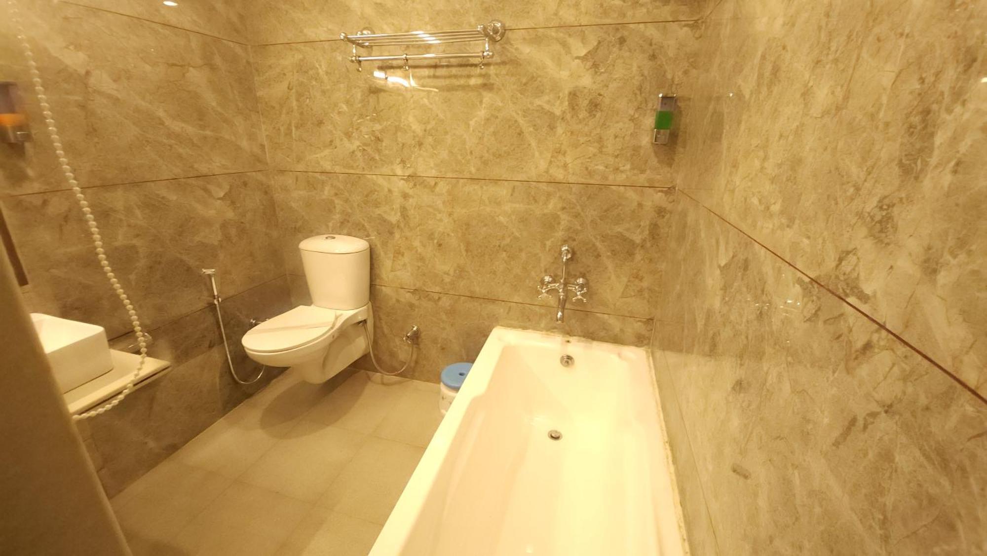 Hotel Vrs Inns Chandīgarh Esterno foto